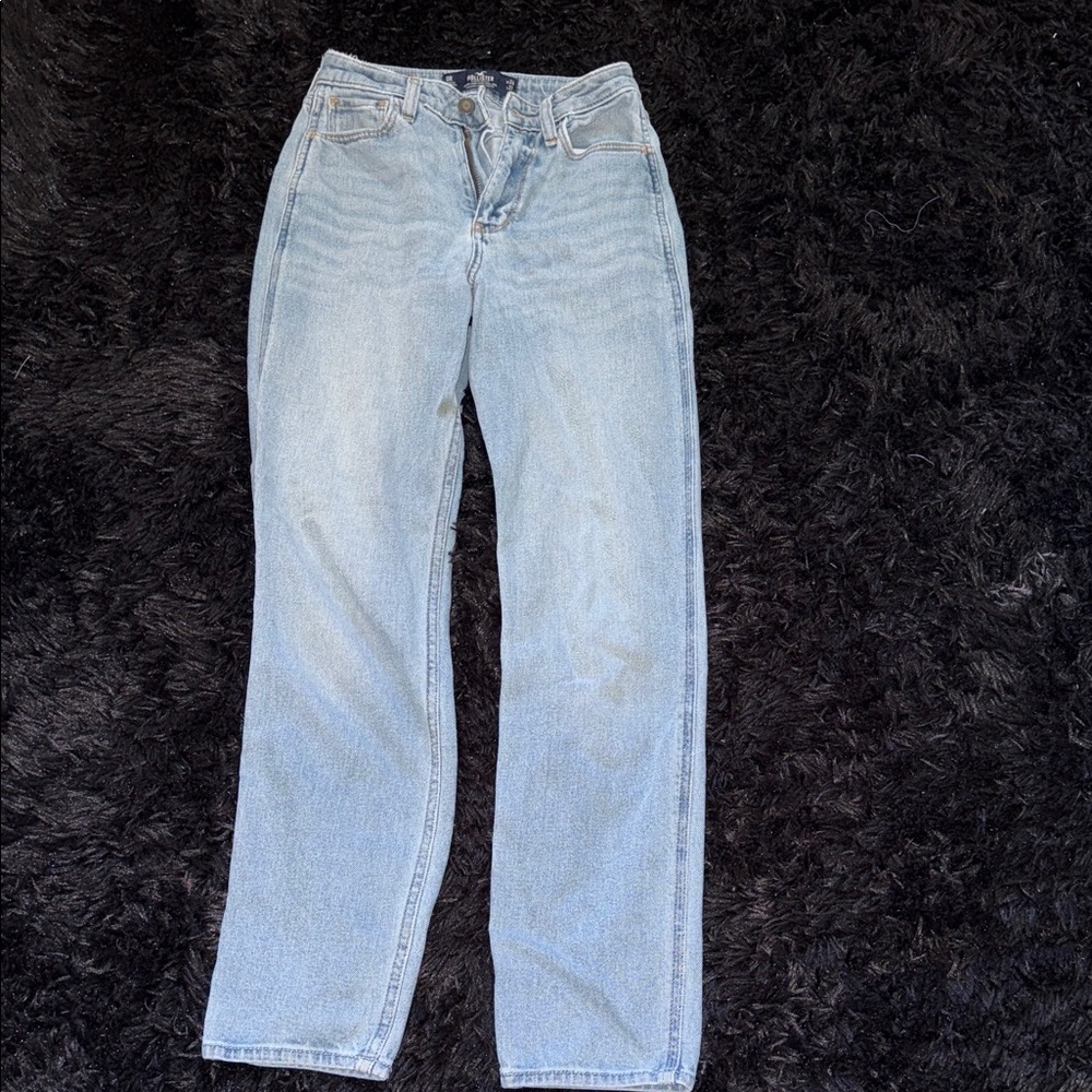 Women’s Light Blue Hollister Mom Jeans